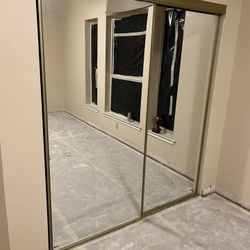 Sliding mirror Door