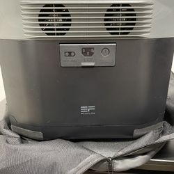 EcoFlo Generator With Solar Panel