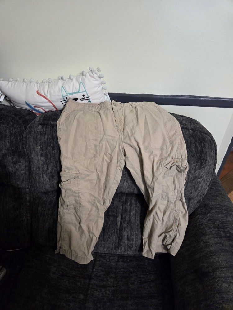 Womans Pants Size 8