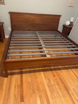Room & Board, King Size Bed, Wood