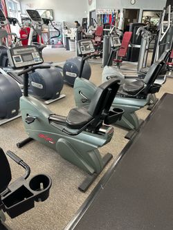 Life Fitness 9100 Recumbant Bike