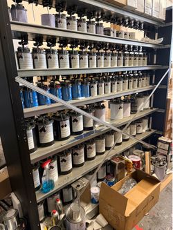 Automotive paint mixing bank and scale