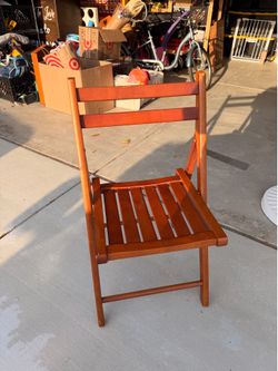 Wooden Folding Chairs (Set of 8)