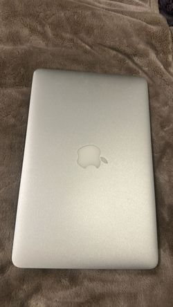 Apple MacBook Laptop Silver