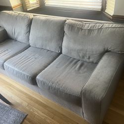 Modern Gray Sofa – Comfortable & Stylish