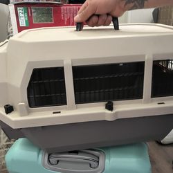 Pet carrier