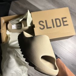 Yeezy Slides 