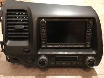 06-11 civic bezel with nav radio
