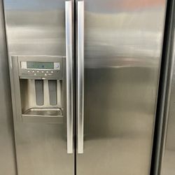 Stainless Steel Whirlpool Gold Side By Side Refrigerator 