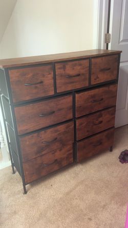 Dresser