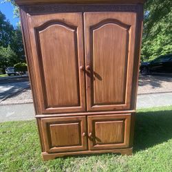 Solid Wood Wynwood Entertainment Center 