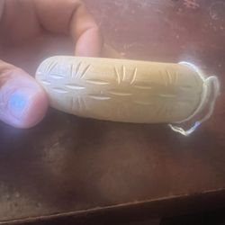 Vintage Carved Bone-Style Bangle Bracelet – Tribal Boho Design