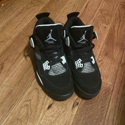 Air Jordan Four White Thunders 