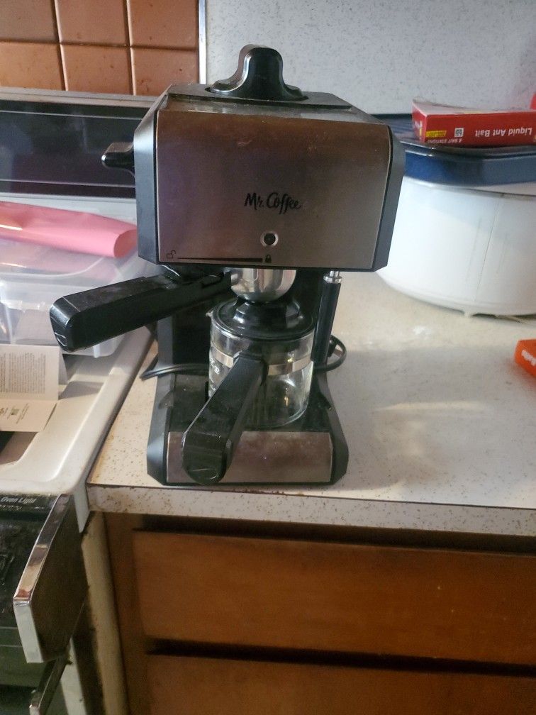 Mr Coffee Expersso Coffee Machine (?)
