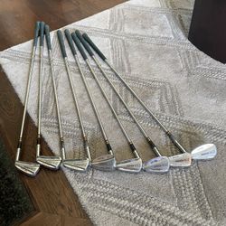 Vintage Wilson Dyna-Powered Irons