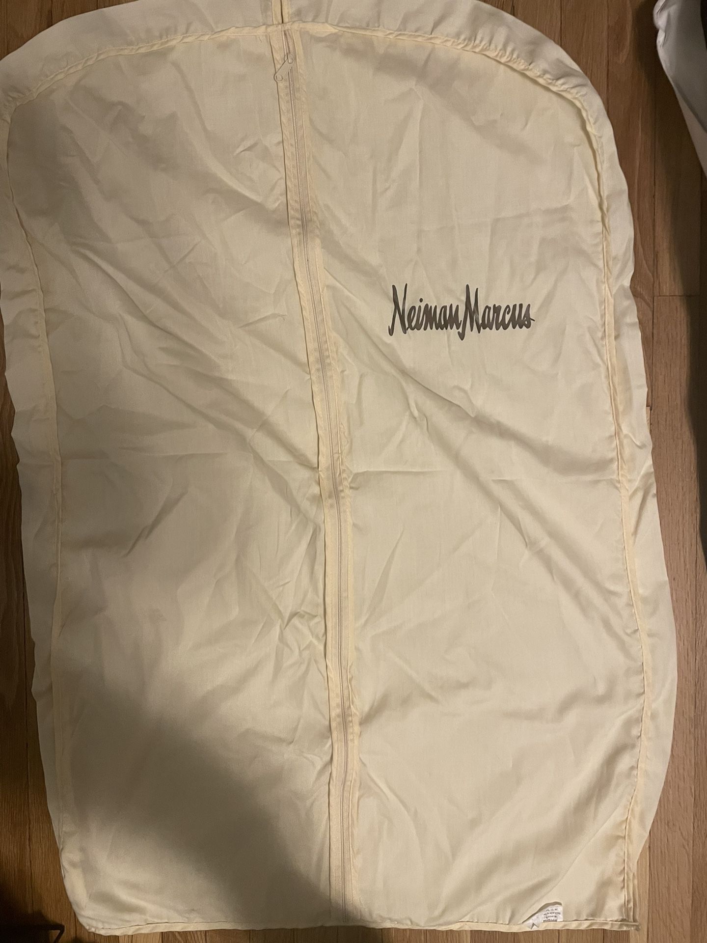 Neiman Marcus Cloth Garment Bag - Feel Free To Ask Questions