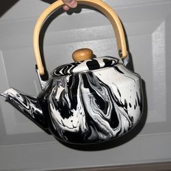 Tea Kettle 