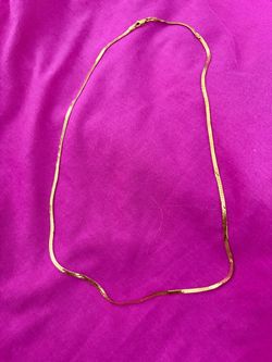14kt gold flat hearing bone necklace