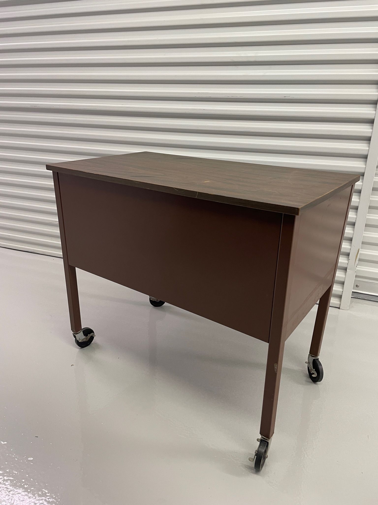 1960s Vintage Metal Desk by Eck Adams. 32”W 18”D 27”H
