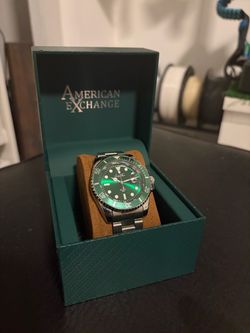 Lucky Four Men's Green Dial Stainless Steel Diver Style Watch