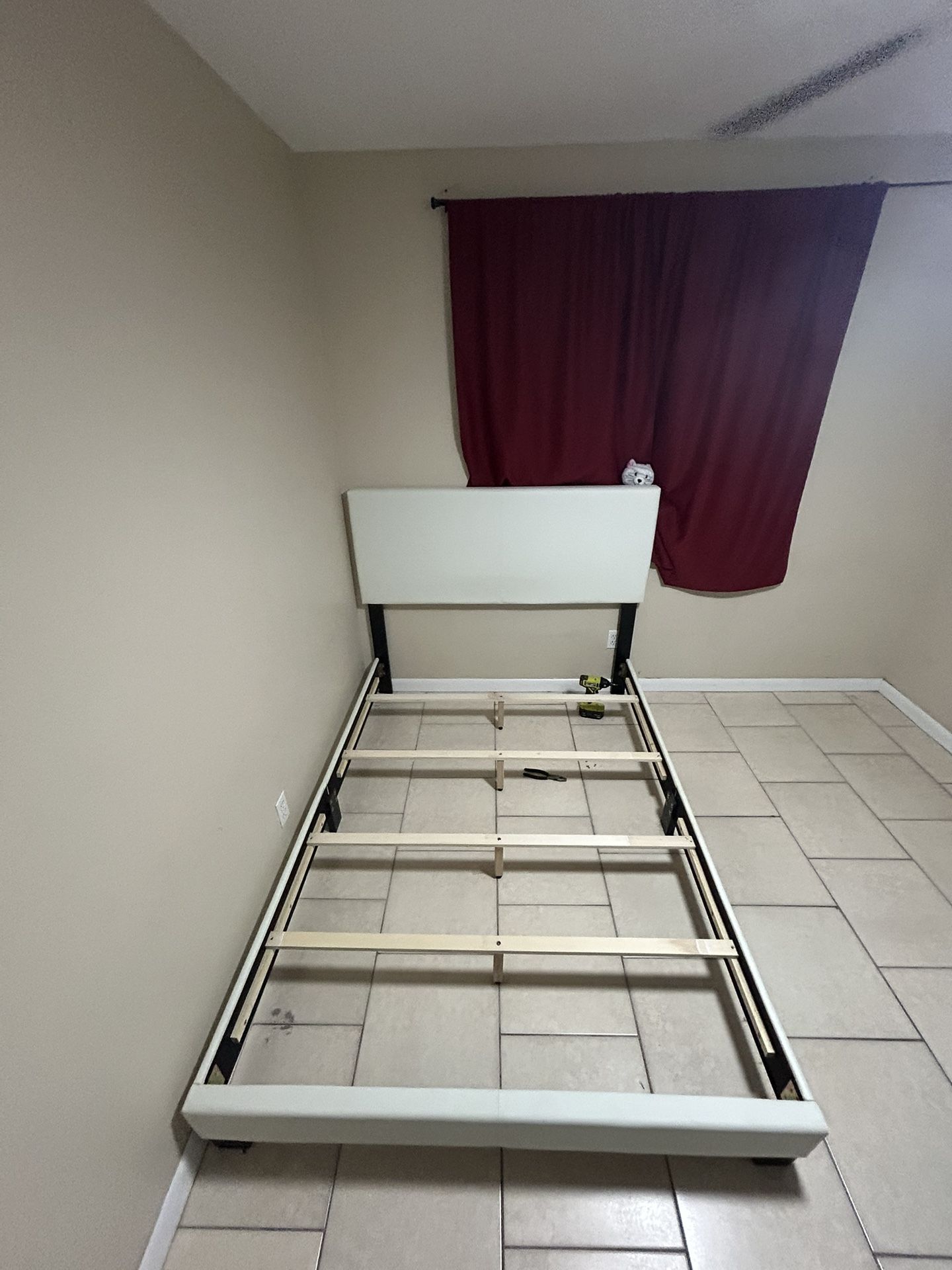 Full Frame Bed