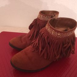 Cute! Brown Sueded Leather Boots  Young Girl Size 3