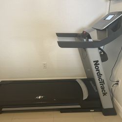 Nordic track EXP 7i - Great Condition Treadmill 