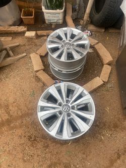 Volkswagen rims 5 lug