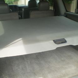 2000 - 2006 Suburban & Yukon XL & Escalade ESV Cargo Cover