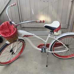 Huffy Minnie Mouse 26inch Cruiser