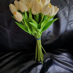 19 Artificial Tulips 