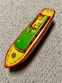4 - Vintage Folded Metal WindUp Boats