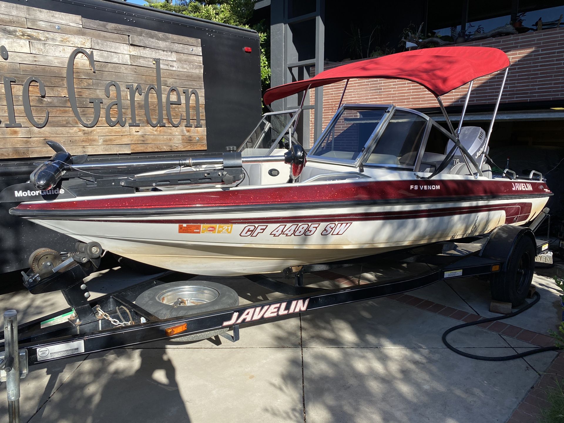 2000 javelin fish and ski boat for Sale in Stockton, CA OfferUp