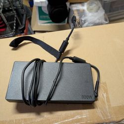 Lenovo / Legion 300w Power Brick