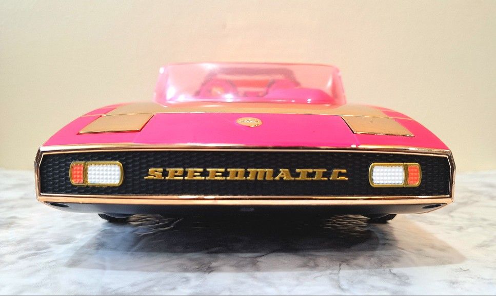 L.O.L SURPRISE CAR-POOL COUPE - PINK & GOLD CONVERTIBLE CAR