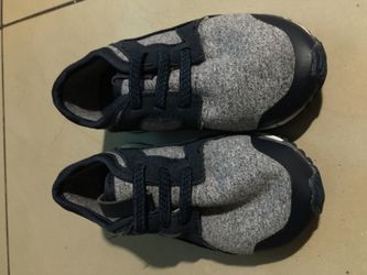 Toddler shoes