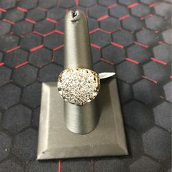 14k Yellow Gold Ring With Diamonds 