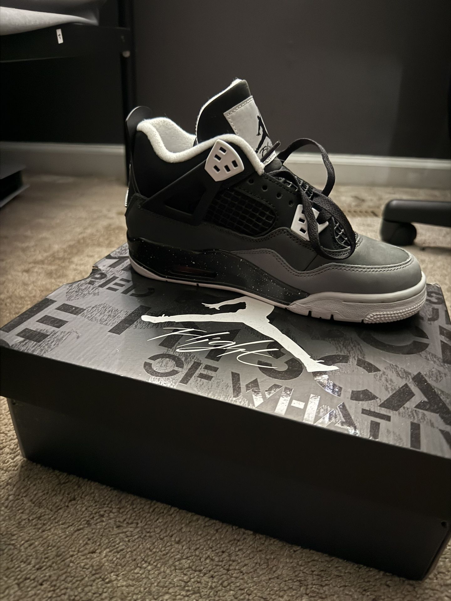 Jordan 4 Fear