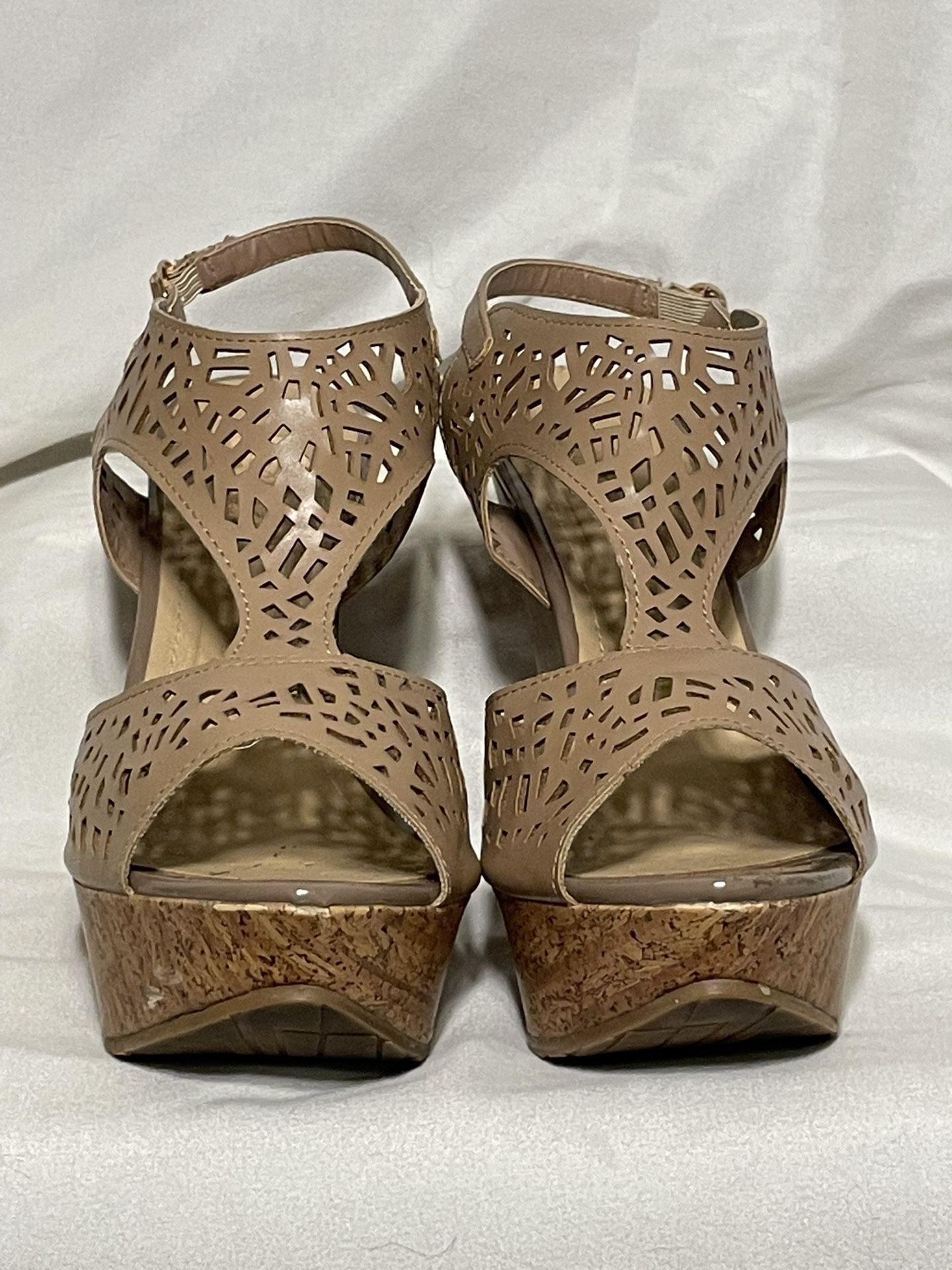 DbDk Fashion Shoes Women’s Size 10