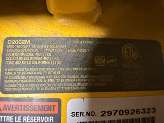 DeWalt D2002M Air Compressor