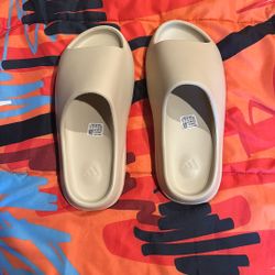 Yeezy Slides Bone