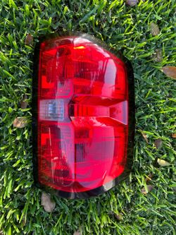 Tail light
