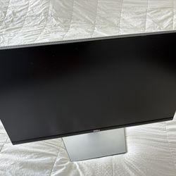 Dell S2421H 24” Monitor In Excellent Condition 