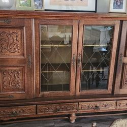 China Cabinet And Table ((( FREE )))