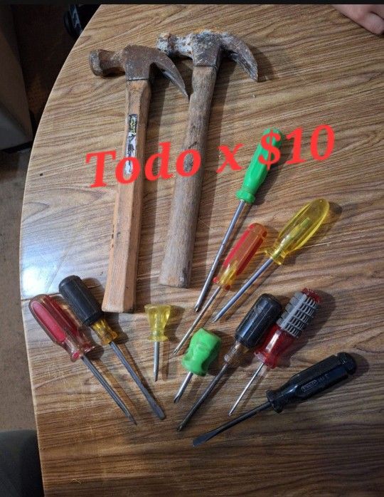Martillos / Desarmadores / Herramientas 🔧 
