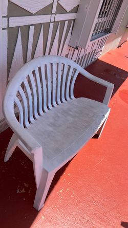 White Plastic Outdoor Patio Chair