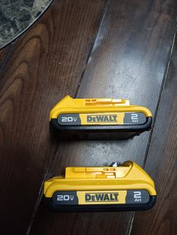 Dewalt 20v Baterias 2.0ah Nuevas $30each Cada Una Firme Precio