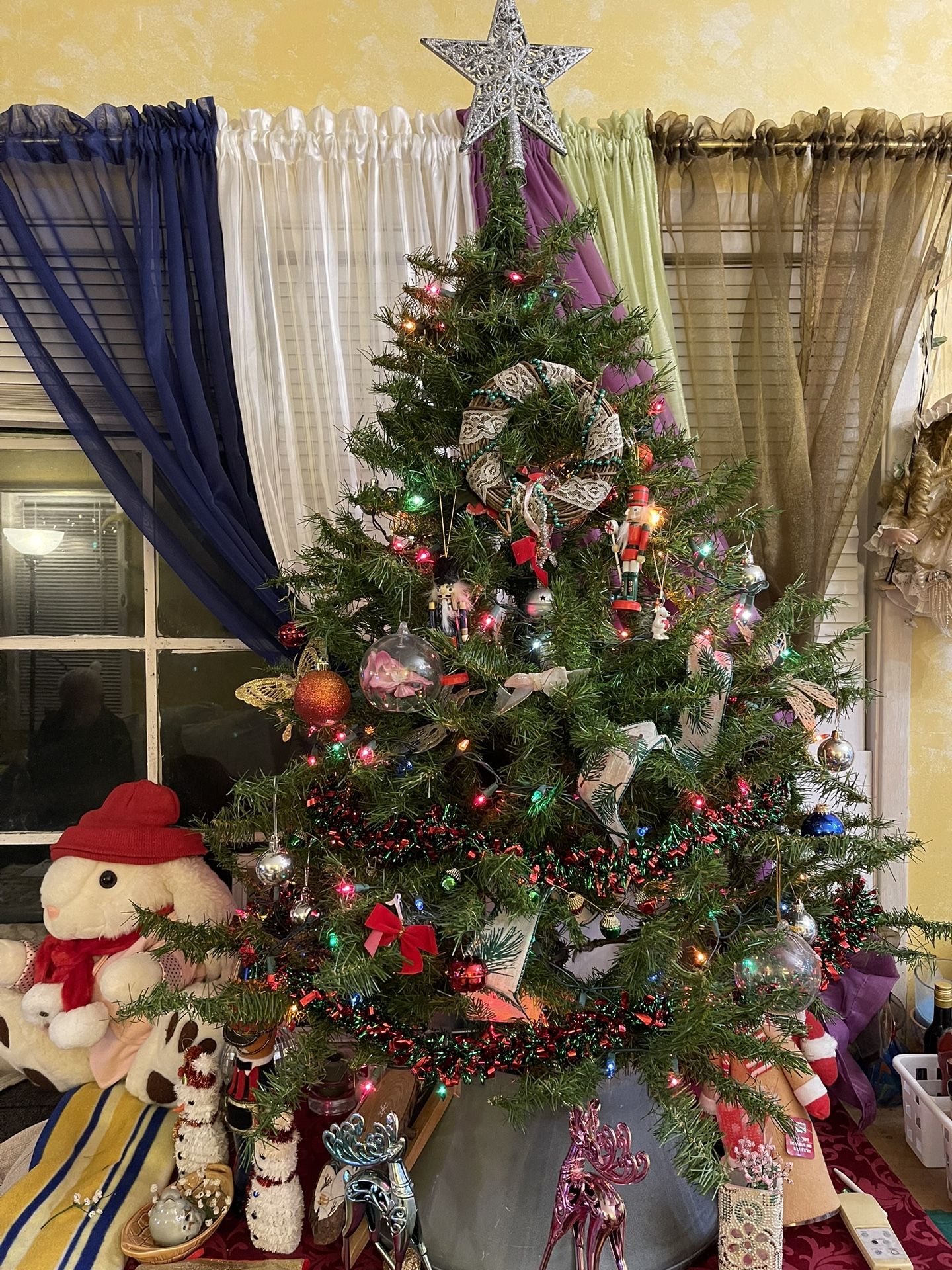 Christmas Tree 3-4 Feet