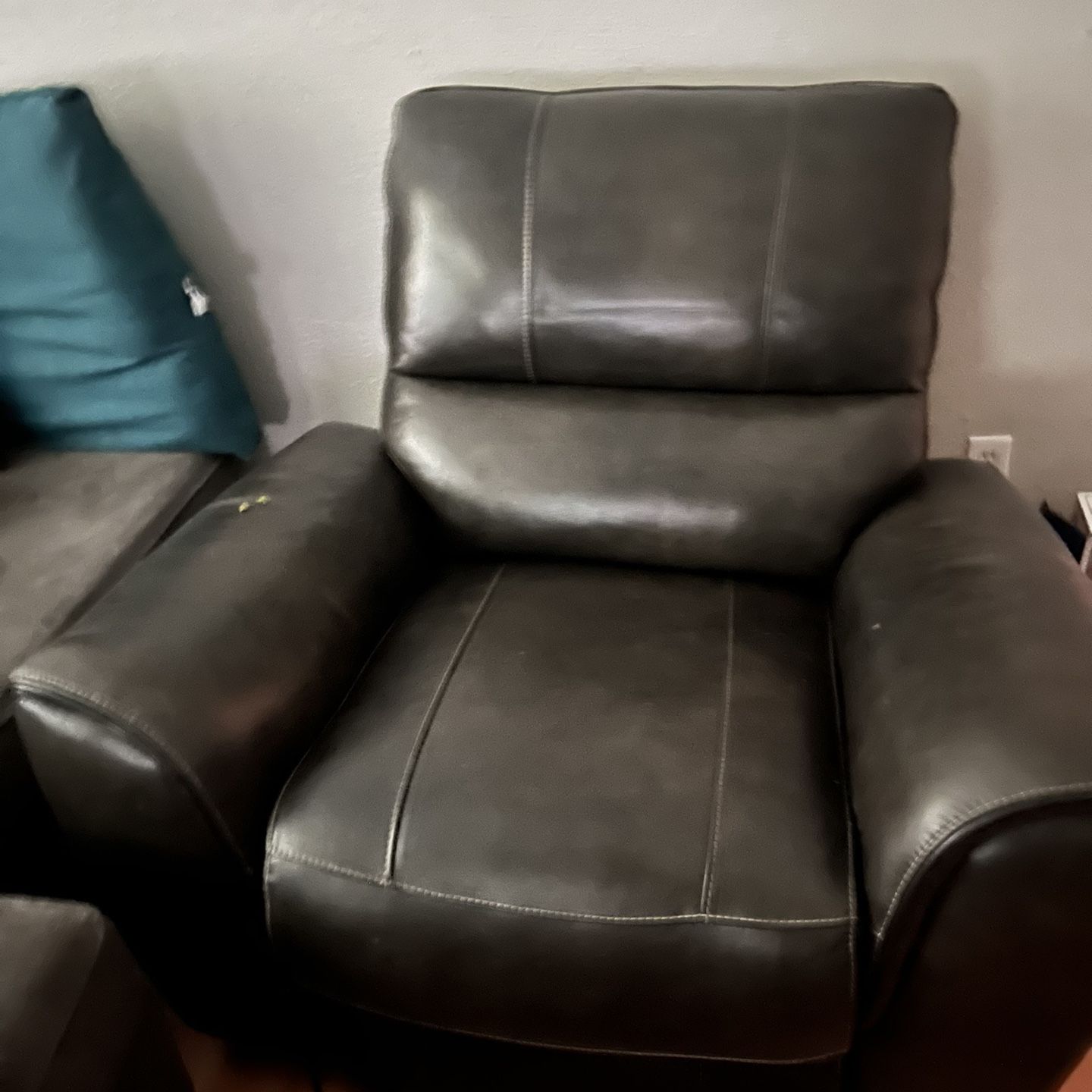 Electric Recliner 