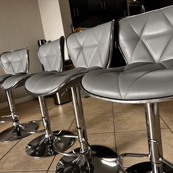 Yaheetech Bar Stools Set of 4, light gray .